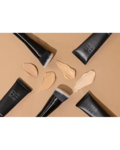 be creative make up pro artist tool FEATHER FINISH FOUNDATION PENSEEL