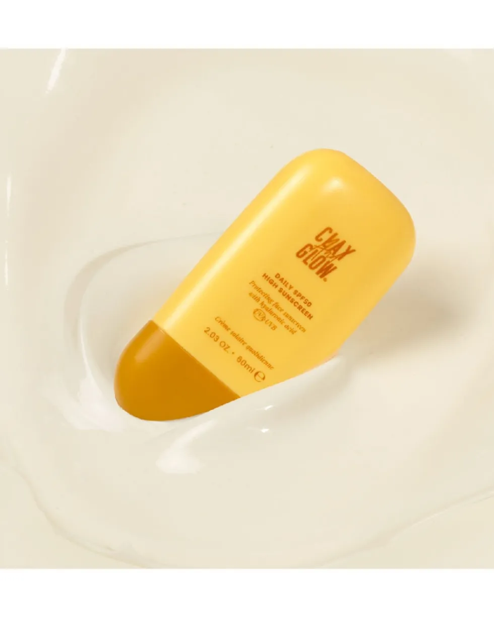 clay and glow daily spf50 high sunscreen Hoge zonnebescherming