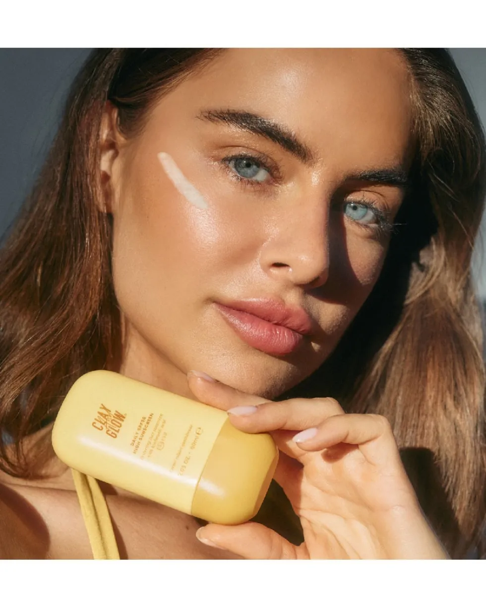 clay and glow daily spf30 high sunscreen Hoge zonnebescherming