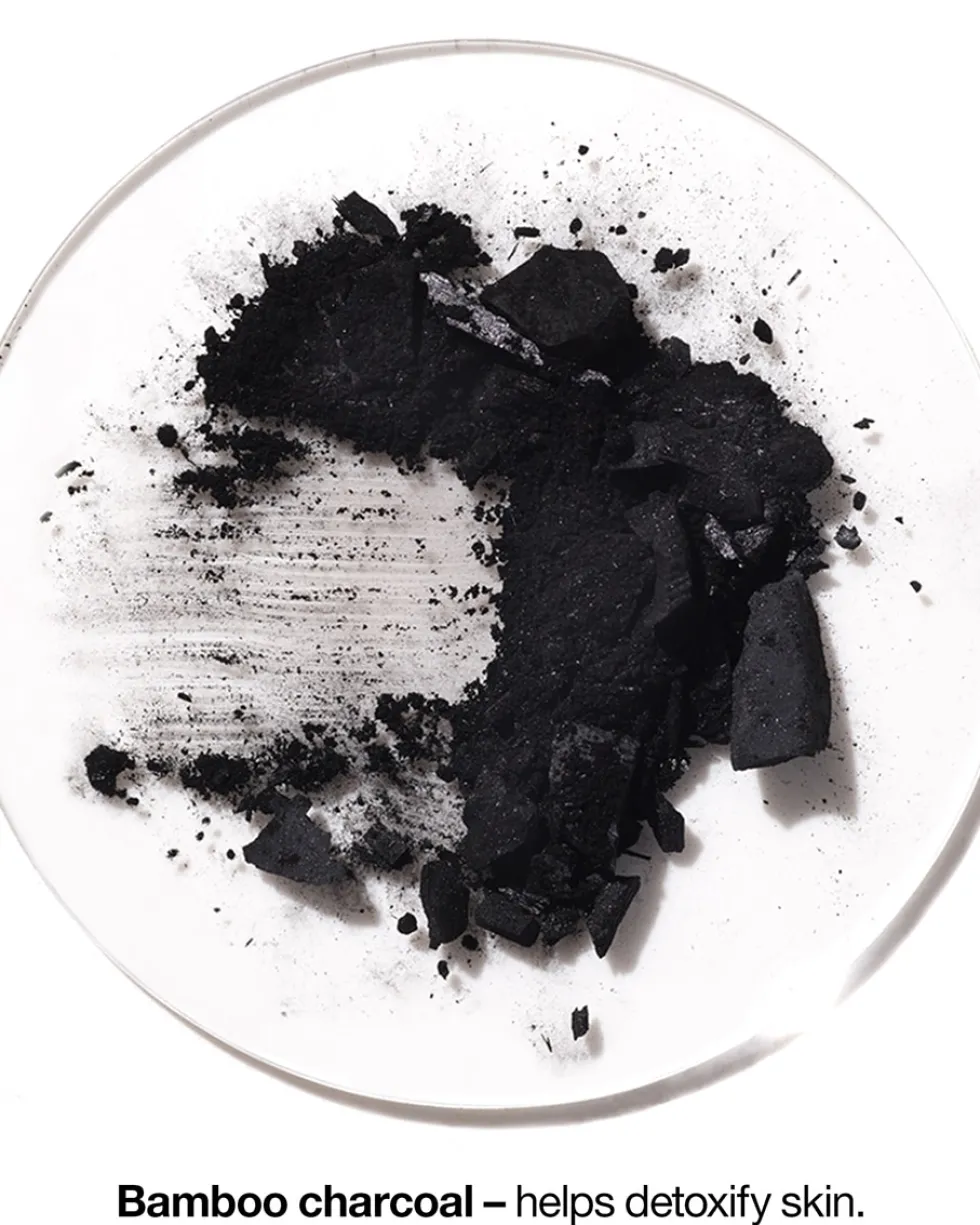 clinique all about clean™ 2-in-1 charcoal mask + scrub HOUTSKOOL MASKER & SCRUB IN 1 - ONTGIFTEND - ALLE HUIDTYPES