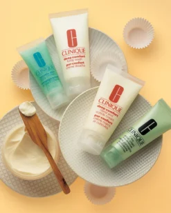 clinique deep comfort™ hand & cuticle cream CRÈME VOOR DE HANDEN EN NAGELRIEMEN - 12U HYDRATEREND