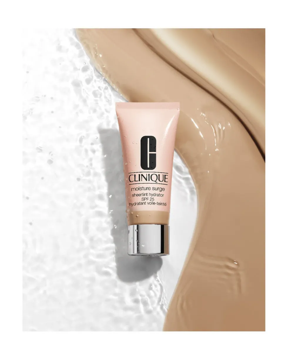 clinique moisture surge™ sheertint hydrator HYDRATERENDE & GETINTE DAGCRÈME MET SPF 25