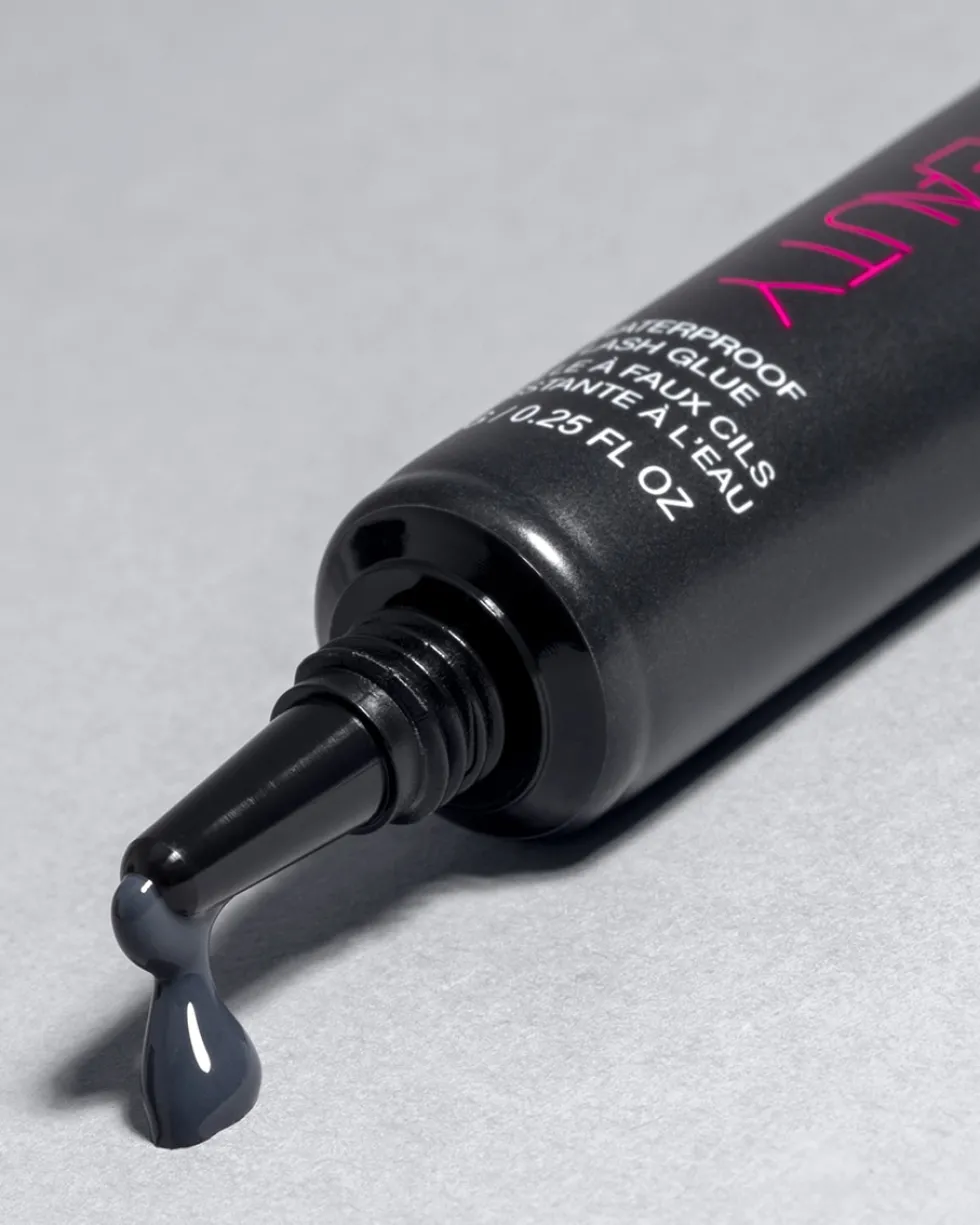 huda beauty lash glue WATERPROOF WIMPERLIJM