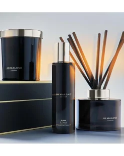 jo malone london myrrh & tonka SCENTED CANDLE