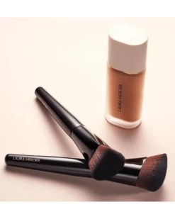 laura mercier real flawless FOUNDATION BRUSH