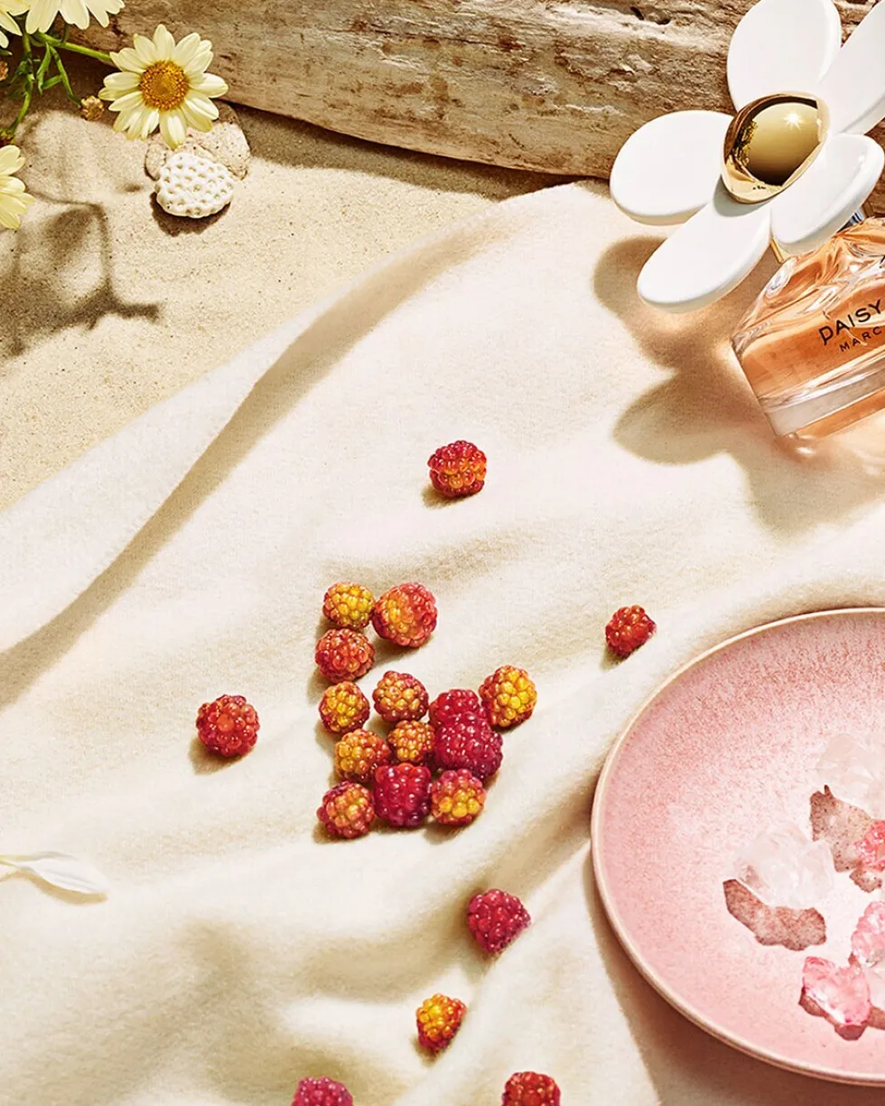 marc jacobs daisy love EAU DE TOILETTE